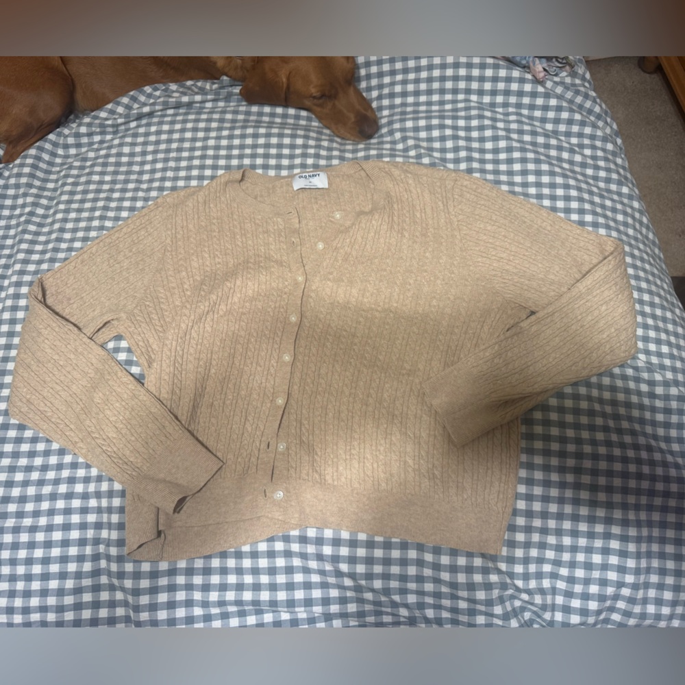 Old Navy Beige Cable Knit Sweater